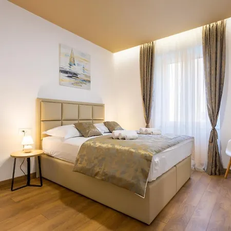 게스트하우스 Luxury Fetivi 4*