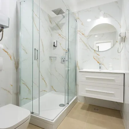 Luxury Fetivi בית הארחה