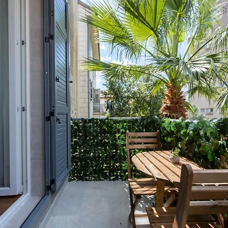 Luxury Fetivi Πανσιόν Σπλιτ