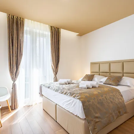 Pensionat Luxury Fetivi Split
