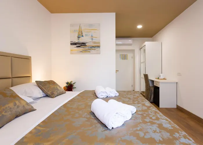 Pensjonat Luxury Fetivi Split