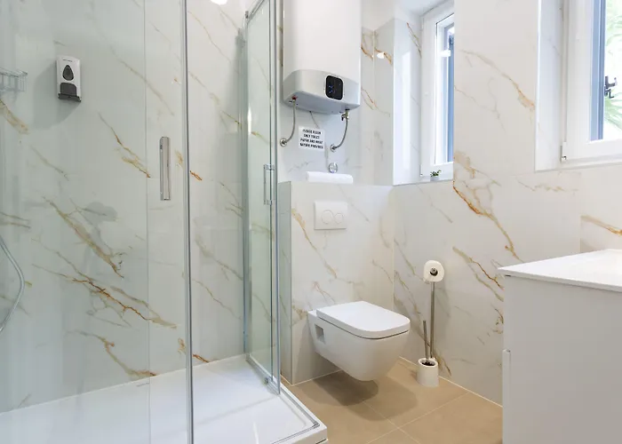 Pensjonat Luxury Fetivi 4*