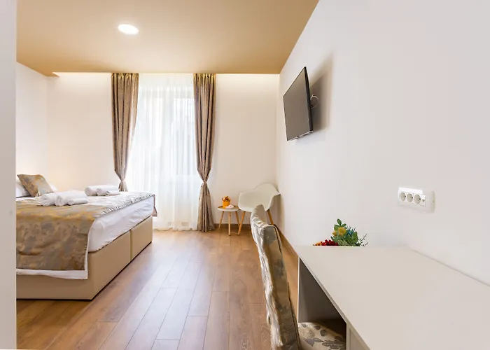 Luxury Fetivi 4* Split