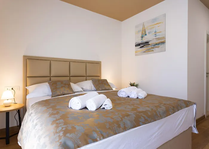 Luxury Fetivi 4* Split