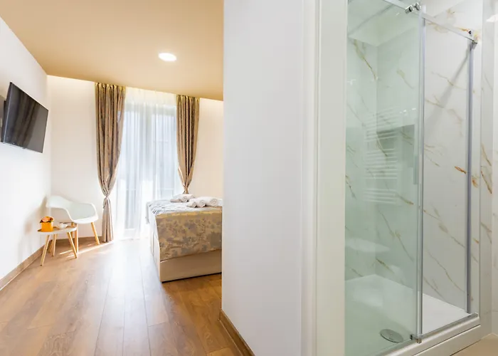 Luxury Fetivi