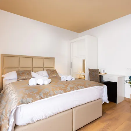 Konukevi Luxury Fetivi Split