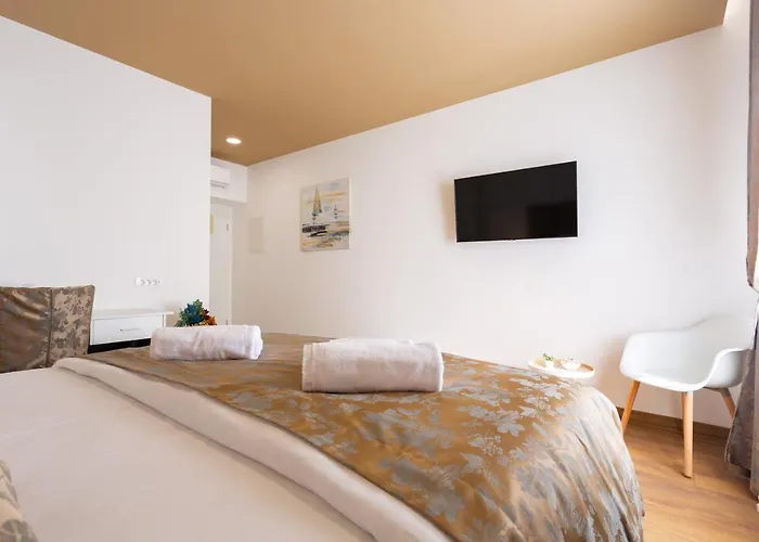 Affittacamere Luxury Fetivi
